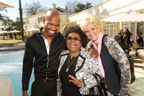 Serendipitea '11 - Absa Private Bank hosts celebrity fundraiser 