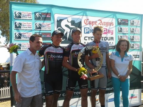 Team Bonitas dominate podium at the Pick N Pay Cape Argus Challenge 2013