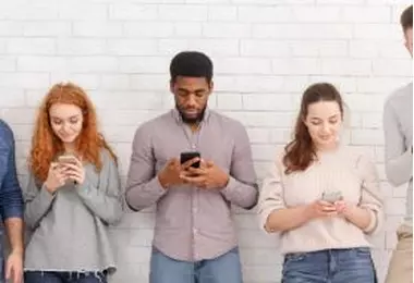 Finfluencers in the Spotlight