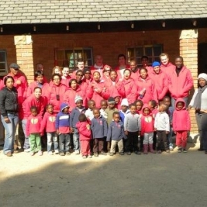 Aon Corporation Gives Back 