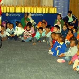 Adrian Gore reads to kids at Discovery HQ -  Child Protection Week