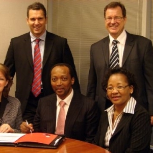 Ubuntu-Botho Investment Holdings acquites 25% stake in SA hedge fund manager, Blue Ink Investments