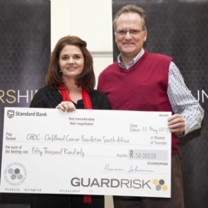 Guardrisk’s 20th anniversary golf day raises R100 000 for charity