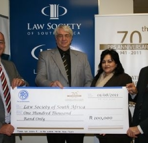R100 000 donation to benefit candidate attorneys