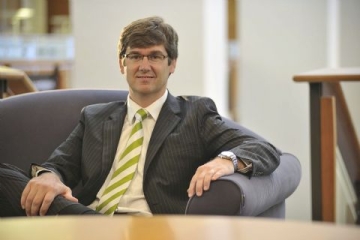 Why a core-satellite investment strategy makes sense