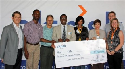 Altrisk donates to CARe’s patient HIV/Aids support programme