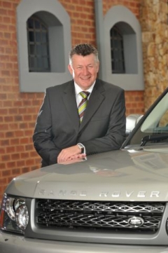 SATIB Insurance Brokers and Land Rover join forces