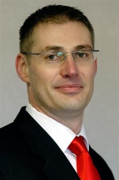 Anti-adviser climate bad for clients – Absa Investments
