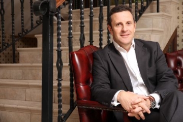 Leading UK brokerage returns to South Africa